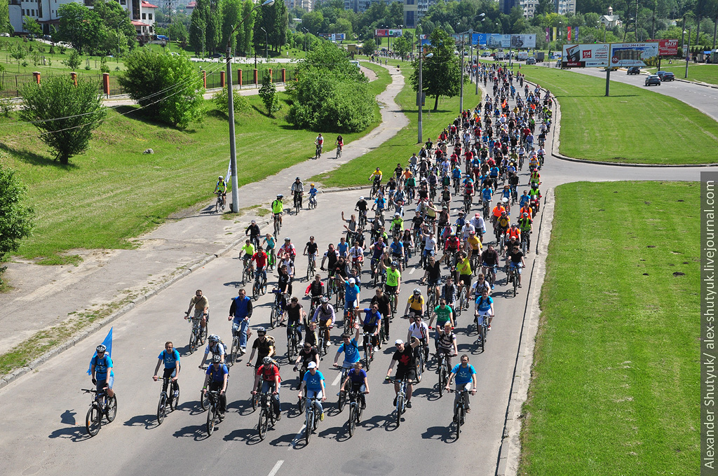 823 велосипедисти виїхало на Велодень у Львові